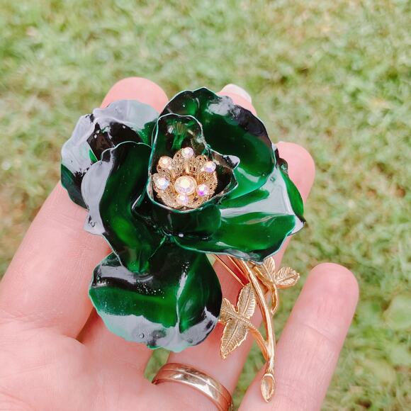 VTG 1960s Brooch Green Enamel Flower AB Rhinestones Gold Tone Mid Century Pin - Picture 3 of 13